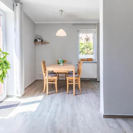 Unterm Dachläufer Eg * Boltenhagen